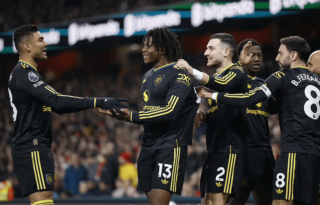 比赛日：曼联连斩曼城阿森纳进前四 绣花红魔KO糙哥枪手